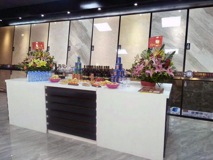 陶瓷一线品牌南宫娱乐瓷砖澄海店十一开业，，，，好礼、优惠送一直