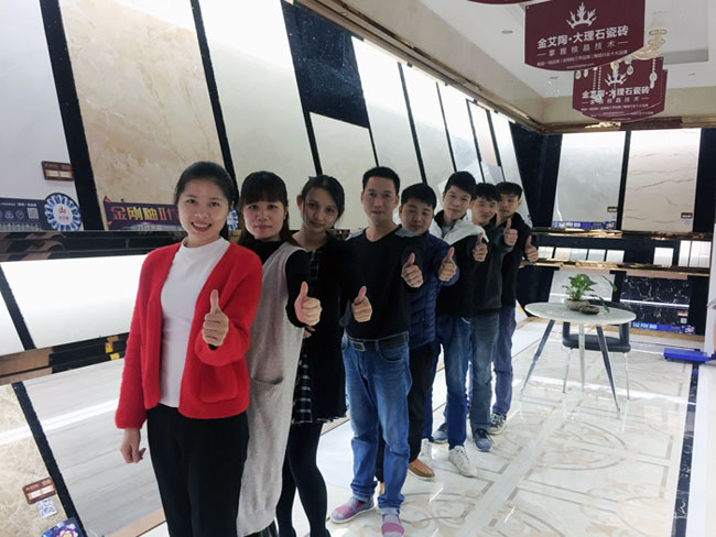 南宫娱乐瓷砖 广东信宜总署理黄乾，，，，，一位不甘于人后的90后
